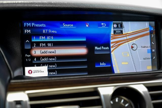 Used 2017 Lexus LS 460 w/ Comfort Package RWD image 35