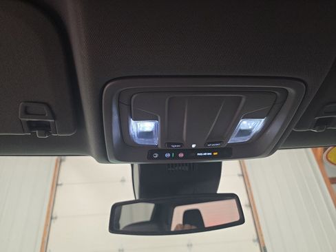 Used 2023 Chevrolet Silverado 1500 LTZ image 36