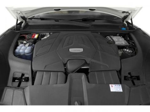 Used 2021 Porsche Cayenne 4DR AWD COUPE image 17
