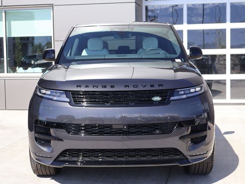 New 2026 Land Rover Range Rover Sport Dynamic SE AWD/4WD image 2