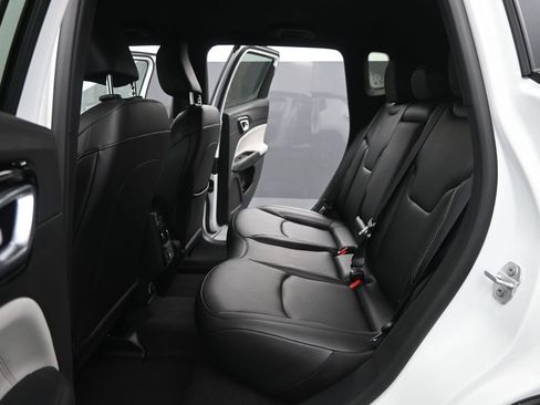 New 2026 Jeep Compass Limited image 13