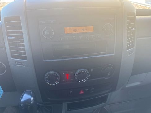 Used 2012 Mercedes-Benz Sprinter 2500 image 16