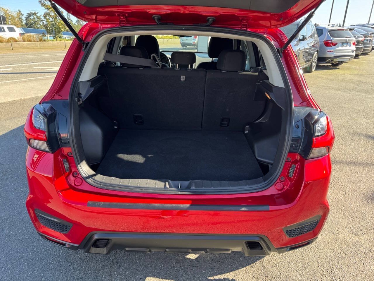 Used 2021 Mitsubishi Outlander Sport SE AWD/4WD image 5