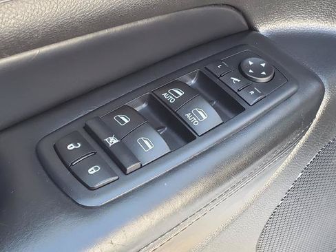 Used 2016 Jeep Grand Cherokee High Altitude AWD/4WD image 22