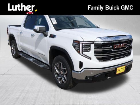New 2026 GMC Sierra 1500 SLT w/ SLT Premium Package AWD/4WD image 1