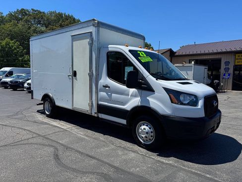 Used 2023 Ford Transit 350 DRW RWD image 2