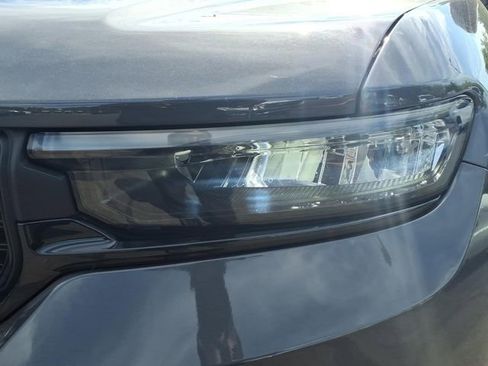 Certified 2024 Jeep Grand Cherokee Altitude AWD/4WD image 12