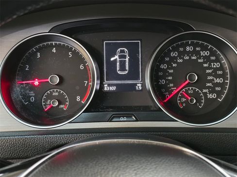 Used 2015 Volkswagen Golf SE image 54