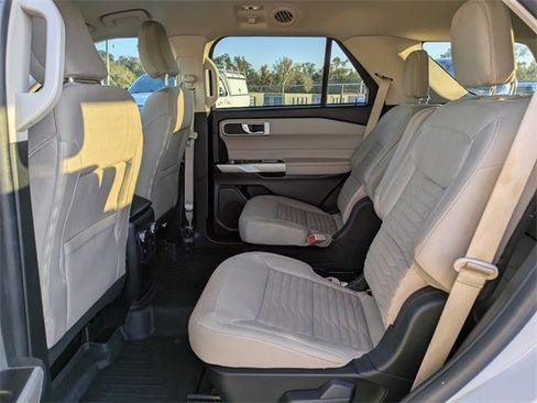 Used 2021 Ford Explorer XLT w/ Class III Trailer Tow Package image 16