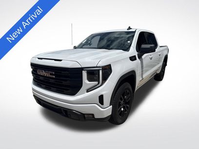 Used 2025 GMC Sierra 1500 Elevation w/ Preferred Package
