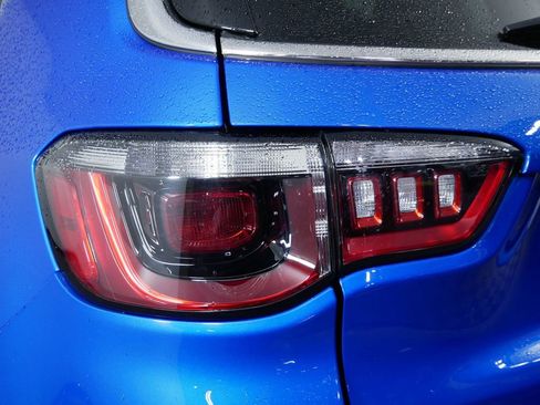 Used 2022 Jeep Compass Latitude image 12