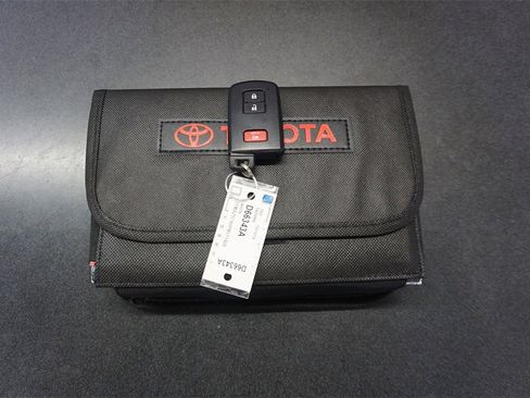 Used 2023 Toyota Tacoma SR5 w/ Technology Package image 17