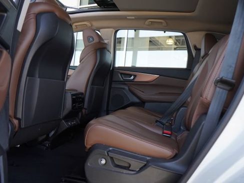 Used 2024 Acura MDX SH-AWD w/ Technology Package image 29