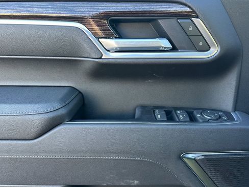 New 2026 GMC Sierra 1500 Elevation image 8