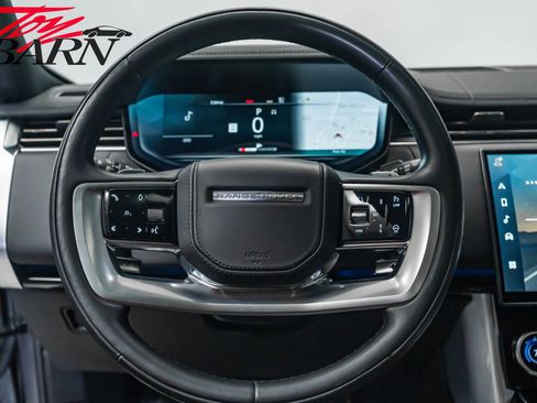 Used 2023 Land Rover Range Rover SE image 29