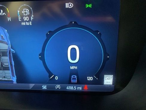 Used 2025 Ford F150 Lariat w/ Equipment Group 501A Mid image 16