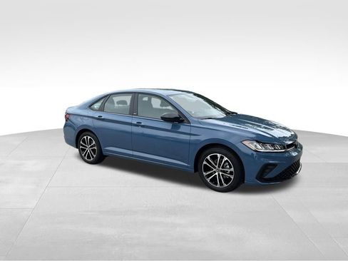 New 2026 Volkswagen Jetta Sport FWD image 7