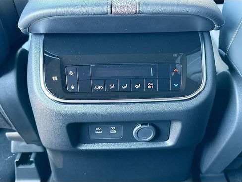 New 2026 Nissan Armada SL w/ Captain's Chari Seat Package image 27