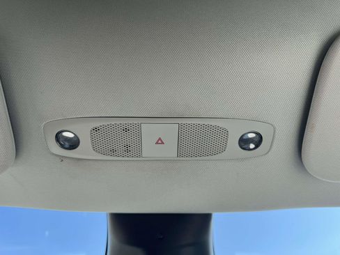 Used 2022 Tesla Model Y Performance AWD/4WD image 30