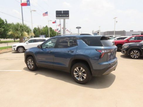 Used 2025 Chevrolet Equinox LT w/ Convenience Package II FWD image 15