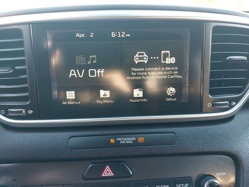 Used 2021 Kia Sportage LX image 16