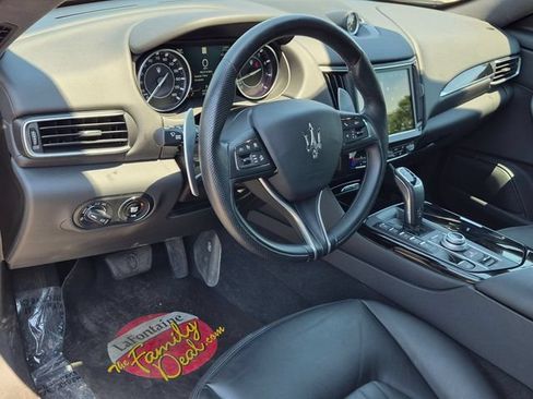 Used 2023 Maserati Levante Modena AWD/4WD image 11