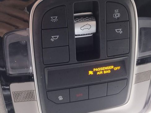 Certified 2021 Hyundai Santa Fe Limited image 39