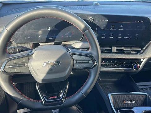 Used 2026 Chevrolet Equinox RS w/ Safety and Technology Package image 16