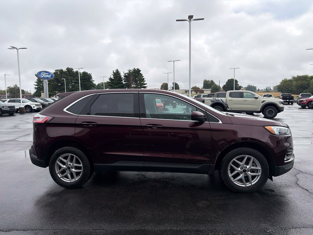 Used 2023 Ford Edge SEL w/ Convenience Package AWD/4WD image 5