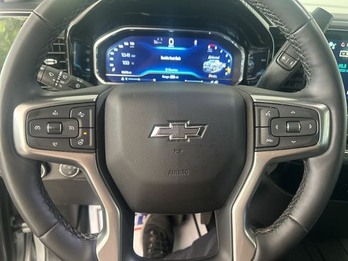Used 2023 Chevrolet Silverado 1500 RST w/ Z71 Off-Road Package AWD/4WD image 23