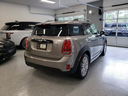 Used 2018 MINI Cooper Countryman FWD image 4