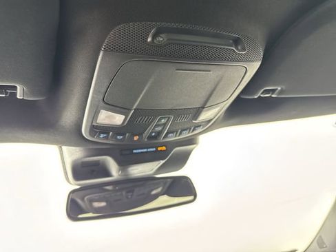 Used 2023 Ford Expedition Limited AWD/4WD image 10