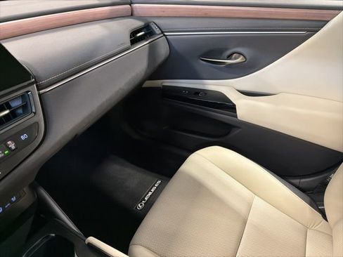 Used 2023 Lexus ES 350 w/ Premium Package image 22