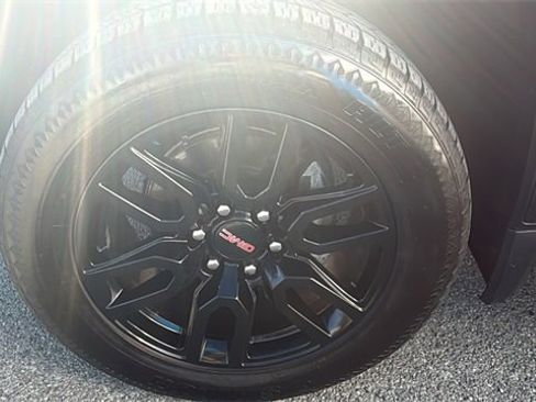Used 2023 GMC Sierra 1500 Elevation w/ LPO, Elevation Black Package image 14