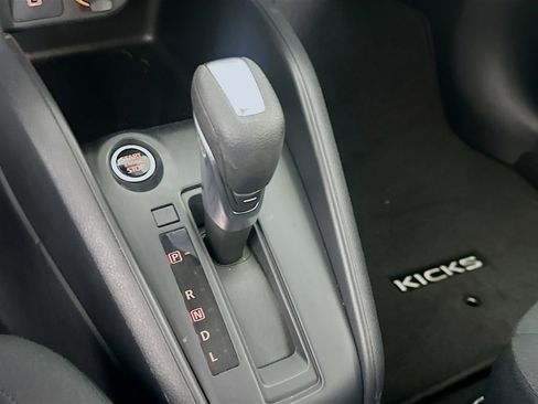Used 2023 Nissan Kicks S image 23