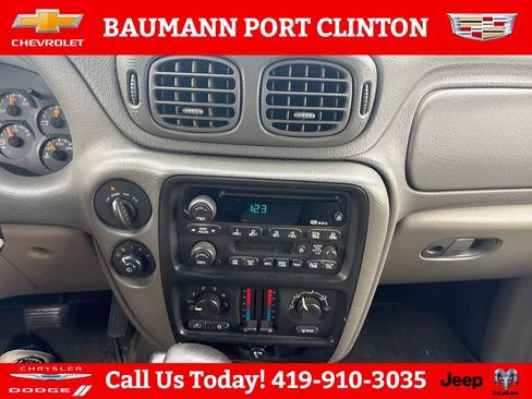 Used 2003 Chevrolet TrailBlazer LS w/ Preferred Equipment Group AWD/4WD image 19