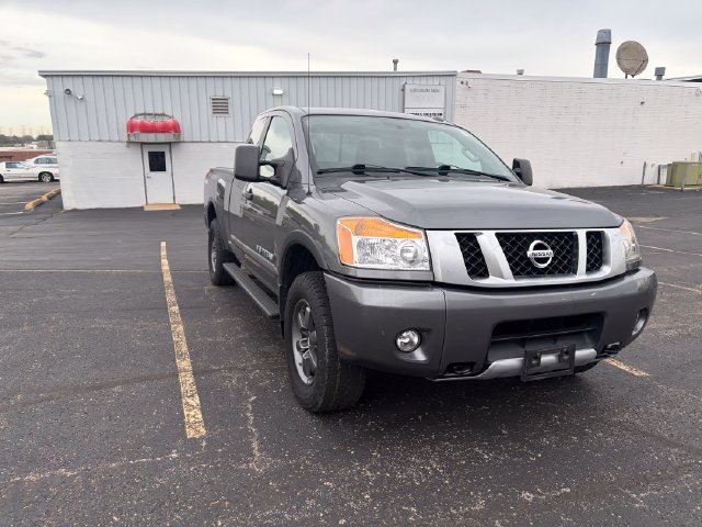 Used 2015 Nissan Titan PRO-4X AWD/4WD image 3