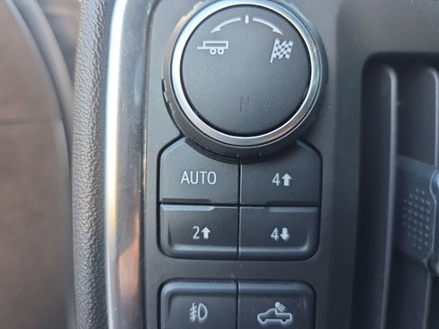 Used 2019 Chevrolet Silverado 1500 LT Trail Boss image 13