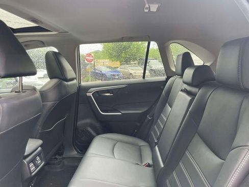 Certified 2021 Toyota RAV4 XLE Premium AWD/4WD image 12