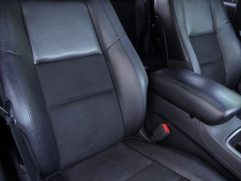 Used 2019 Jeep Grand Cherokee Altitude AWD/4WD image 14