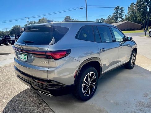 New 2026 Buick Enclave Sport Touring image 8