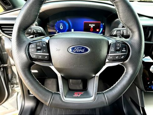 Used 2023 Ford Explorer ST w/ Equipment Group 401A AWD/4WD image 11