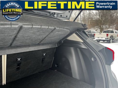 Used 2023 Buick Encore GX Preferred w/ Cold Weather Comfort Package image 12