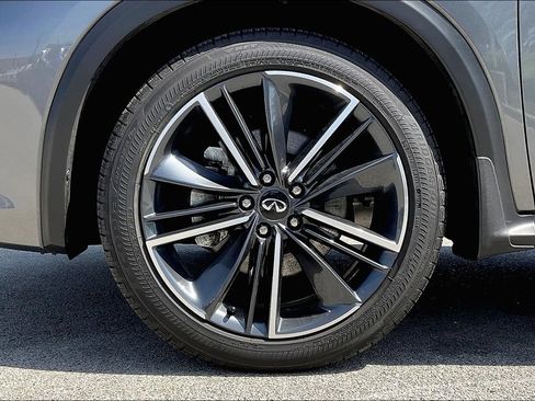 Certified 2023 INFINITI QX55 Luxe w/ Cargo Package AWD/4WD image 10