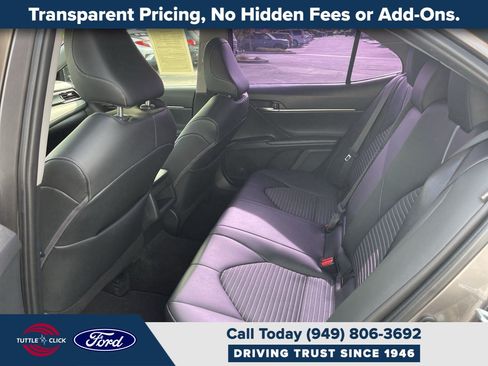 Used 2022 Toyota Camry SE w/ Carpet Mat Package (TMS) FWD image 25