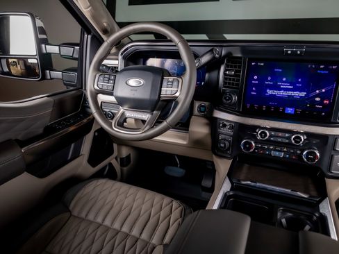 Used 2026 Ford F450 Platinum w/ Platinum Plus Package image 6