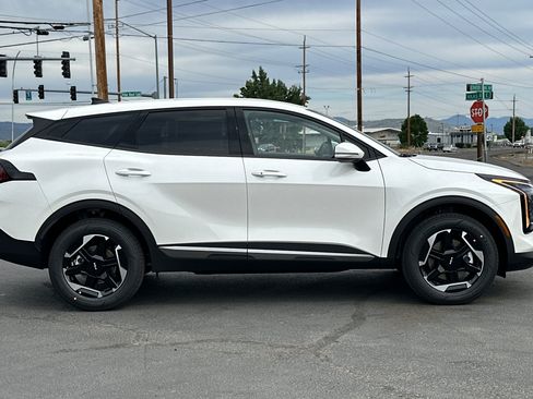 New 2026 Kia Sportage S AWD/4WD image 3