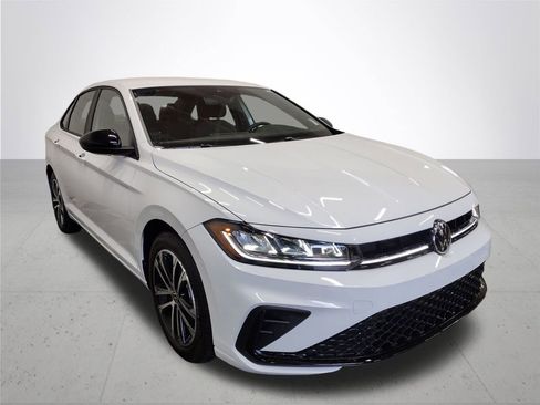 New 2025 Volkswagen Jetta Sport image 4