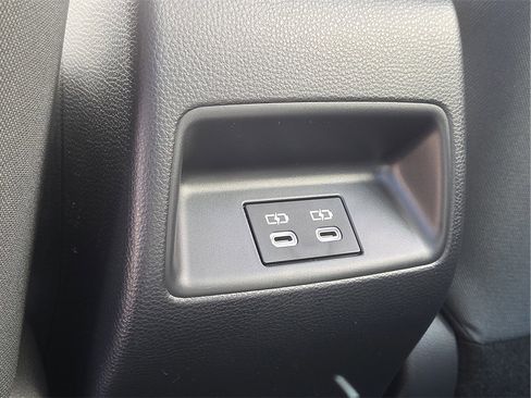 Certified 2025 Toyota Corolla LE image 14