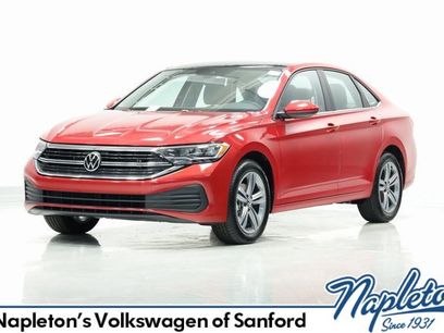 New 2024 Volkswagen Jetta SE w/ Panoramic Sunroof Package